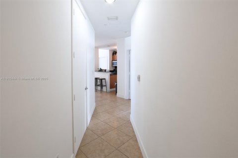 Copropriété à vendre à Miami, Floride: 2 chambres, 88.26 m2 № 1971597 - photo 24