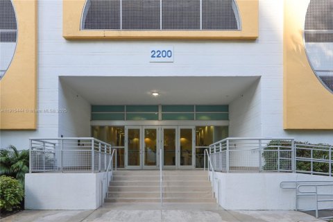 Copropriété à vendre à Miami, Floride: 2 chambres, 88.26 m2 № 1971597 - photo 26