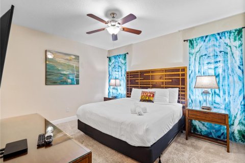 Casa en venta en Kissimmee, Florida, 8 dormitorios, 316.98 m2 № 1541350 - foto 27