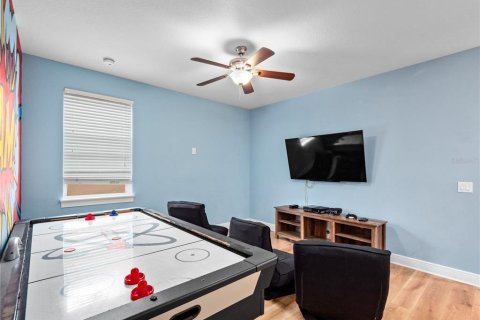 Casa en venta en Kissimmee, Florida, 8 dormitorios, 316.98 m2 № 1541350 - foto 18