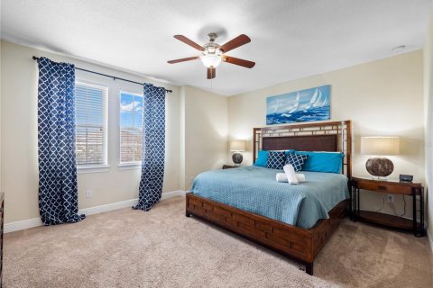 Casa en venta en Kissimmee, Florida, 8 dormitorios, 316.98 m2 № 1541350 - foto 29