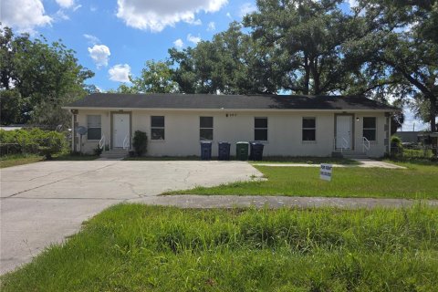 Duplex in Tampa, Florida 5 bedrooms, 181.16 sq.m. № 2213112