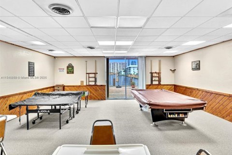 Condominio en alquiler en North Miami Beach, Florida, 2 dormitorios, 100.8 m2 № 1981152 - foto 6