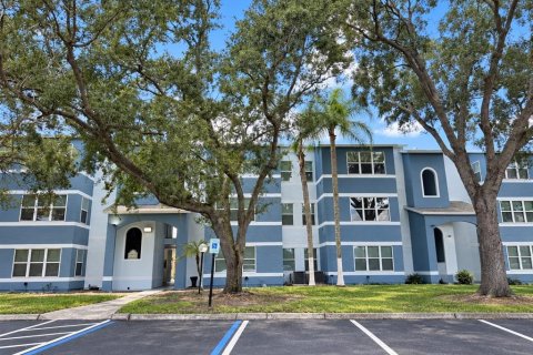 Condo in Orlando, Florida, 2 bedrooms  № 2363351