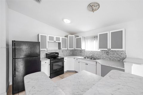 Купить виллу или дом в Майами, Флорида 4 спальни, 169.73м2, № 2049070 - фото 8