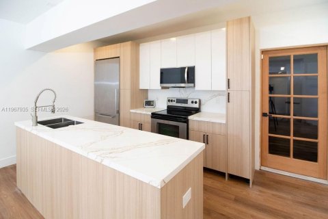 Villa ou maison à louer à Hollywood, Floride: 4 chambres, 214.05 m2 № 2029197 - photo 27