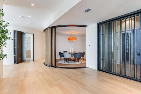 Condominio en venta en Tampa, Florida, 3 dormitorios, 423.45 m2 № 1847830 - foto 13
