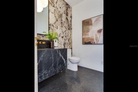 Condominio en venta en Tampa, Florida, 3 dormitorios, 423.45 m2 № 1847830 - foto 27