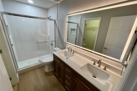 Touwnhouse à louer à Orlando, Floride: 2 chambres, 152.64 m2 № 2425436 - photo 13