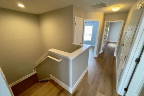 Touwnhouse à louer à Orlando, Floride: 2 chambres, 152.64 m2 № 2425436 - photo 18