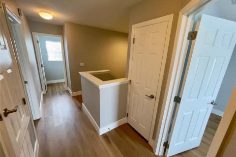 Touwnhouse à louer à Orlando, Floride: 2 chambres, 152.64 m2 № 2425436 - photo 16