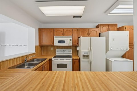 Купить виллу или дом в Майами, Флорида 2 спальни, 104.05м2, № 2051072 - фото 6