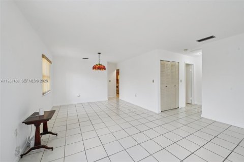 Купить виллу или дом в Майами, Флорида 2 спальни, 104.05м2, № 2051072 - фото 10