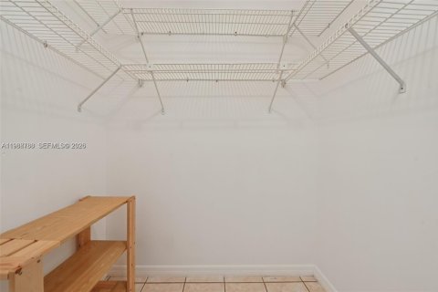 Купить виллу или дом в Майами, Флорида 2 спальни, 104.05м2, № 2051072 - фото 25