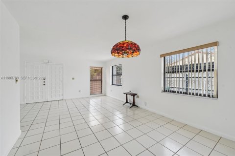 Купить виллу или дом в Майами, Флорида 2 спальни, 104.05м2, № 2051072 - фото 12