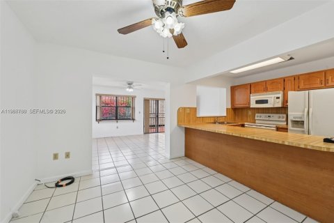 Купить виллу или дом в Майами, Флорида 2 спальни, 104.05м2, № 2051072 - фото 3