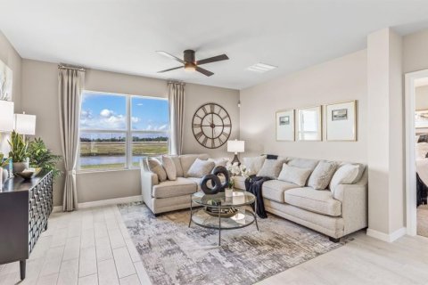House in Punta Gorda, Florida 4 bedrooms, 169.83 sq.m. № 1765481 - photo 3