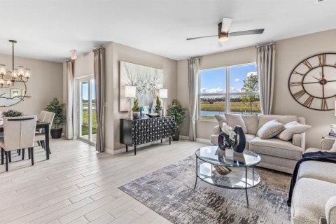 House in Punta Gorda, Florida 4 bedrooms, 169.83 sq.m. № 1765481 - photo 4