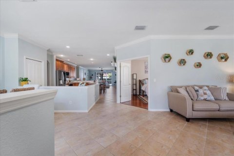 House in Fort Myers, Florida 4 bedrooms, 282.05 sq.m. № 1553984 - photo 2
