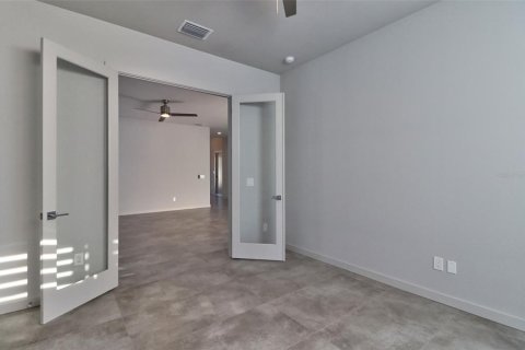 Villa ou maison à louer à Tampa, Floride: 4 chambres, 205.5 m2 № 1816145 - photo 16