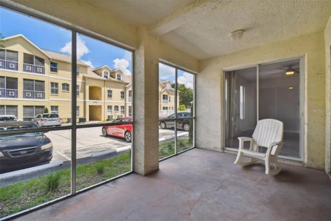 Condo in Tampa, Florida, 2 bedrooms № 2104830 - photo 8