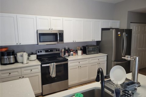 Condo in Tampa, Florida, 2 bedrooms № 2104830 - photo 20