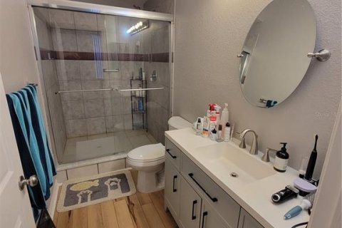 Condo in Tampa, Florida, 2 bedrooms № 2104830 - photo 16