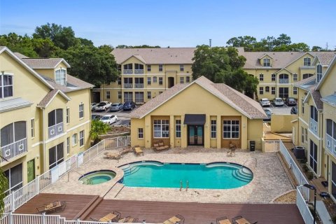 Condo in Tampa, Florida, 2 bedrooms № 2104830 - photo 7