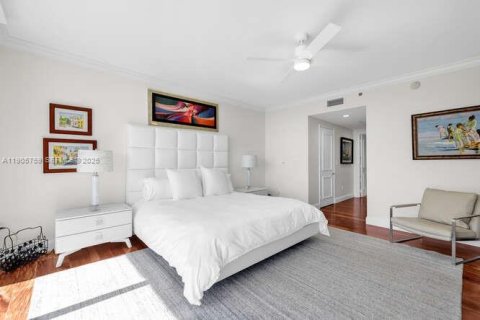 Condo in Key Biscayne, Florida, 3 bedrooms  № 1956287 - photo 20