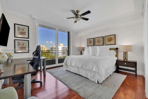 Condo in Key Biscayne, Florida, 3 bedrooms  № 1956287 - photo 24