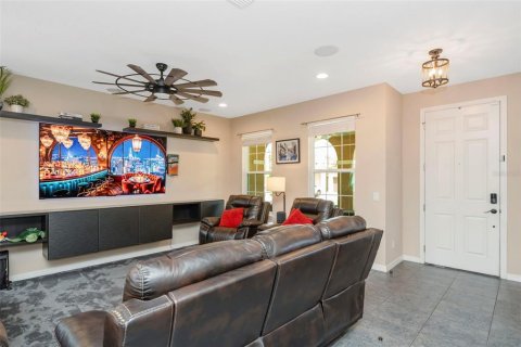 Villa ou maison à vendre à Wesley Chapel, Floride: 4 chambres, 206.06 m2 № 2201930 - photo 8