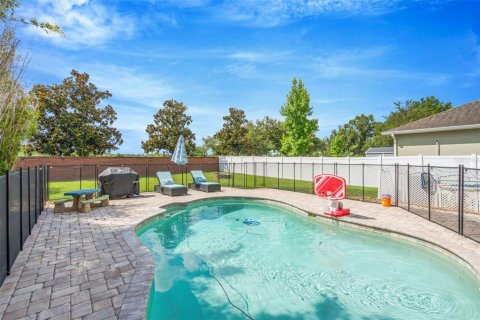 Villa ou maison à vendre à Wesley Chapel, Floride: 4 chambres, 206.06 m2 № 2201930 - photo 5