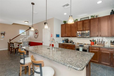 Villa ou maison à vendre à Wesley Chapel, Floride: 4 chambres, 206.06 m2 № 2201930 - photo 11