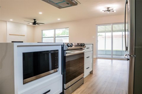Casa en venta en Winter Park, Florida, 3 dormitorios, 140.84 m2 № 1820563 - foto 6