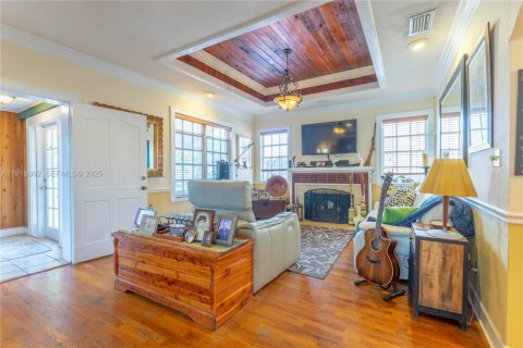 Casa en venta en Miami, Florida, 3 dormitorios, 122.63 m2 № 1983807 - foto 8