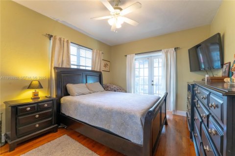 Casa en venta en Miami, Florida, 3 dormitorios, 122.63 m2 № 1983807 - foto 19