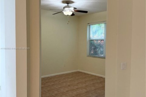 House in Boynton Beach, Florida 3 bedrooms, 160.44 sq.m. № 1945210 - photo 21