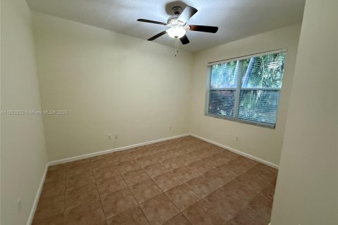 House in Boynton Beach, Florida 3 bedrooms, 160.44 sq.m. № 1945210 - photo 22