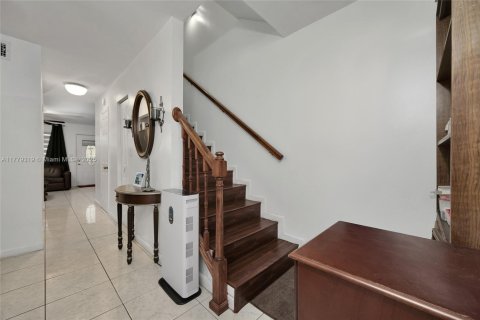 Купить таунхаус в Суитуотер, Флорида 3 спальни, 87.05м2, № 1941173 - фото 14