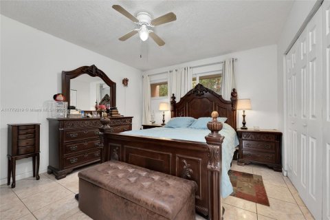 Купить таунхаус в Суитуотер, Флорида 3 спальни, 87.05м2, № 1941173 - фото 21