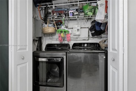 Купить таунхаус в Суитуотер, Флорида 3 спальни, 87.05м2, № 1941173 - фото 16