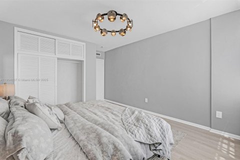 Condominio en venta en Miami Beach, Florida, 1 dormitorio, 65.03 m2 № 1956503 - foto 9