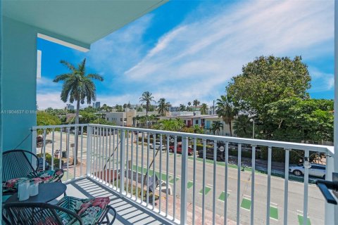 Condominio en venta en Miami Beach, Florida, 1 dormitorio, 65.03 m2 № 1956503 - foto 17