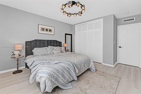 Condominio en venta en Miami Beach, Florida, 1 dormitorio, 65.03 m2 № 1956503 - foto 8