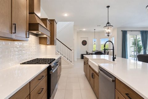 House in Winter Garden, Florida 5 bedrooms, 339.74 sq.m. № 2123849 - photo 10