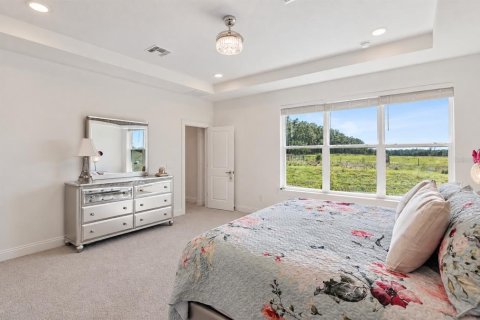 House in Winter Garden, Florida 5 bedrooms, 339.74 sq.m. № 2123849 - photo 22