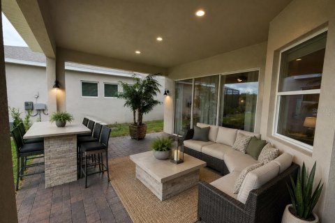 House in Winter Garden, Florida 5 bedrooms, 339.74 sq.m. № 2123849 - photo 3