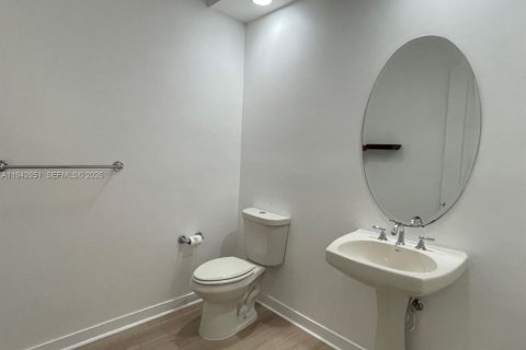 Condominio en alquiler en Sunrise, Florida, 3 dormitorios, 173.26 m2 № 1999457 - foto 30