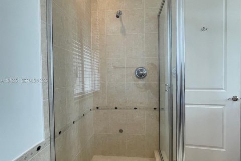 Condominio en alquiler en Sunrise, Florida, 3 dormitorios, 173.26 m2 № 1999457 - foto 22