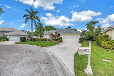 House in Sarasota, Florida 3 bedrooms, 214.98 sq.m. № 1793787 - photo 2